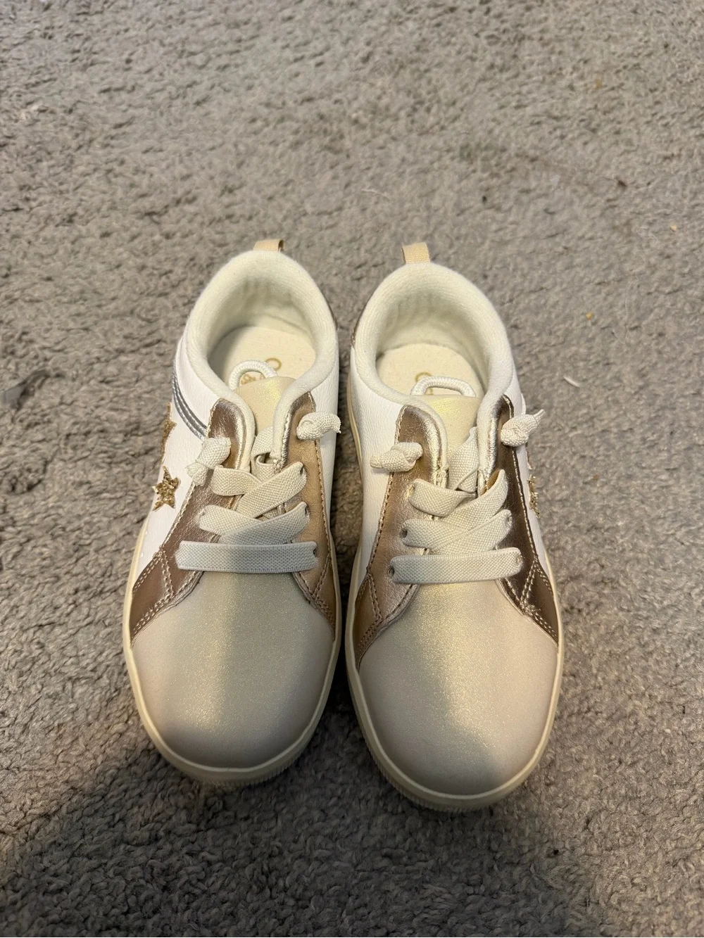 OshKosh B'gosh Cream and Gold Star Trim Sneakers